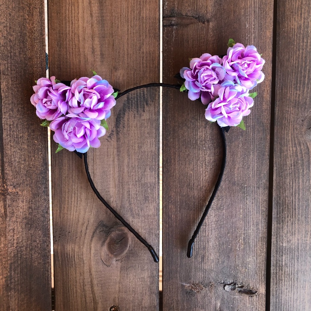 Purple floral cat ear headband 💜